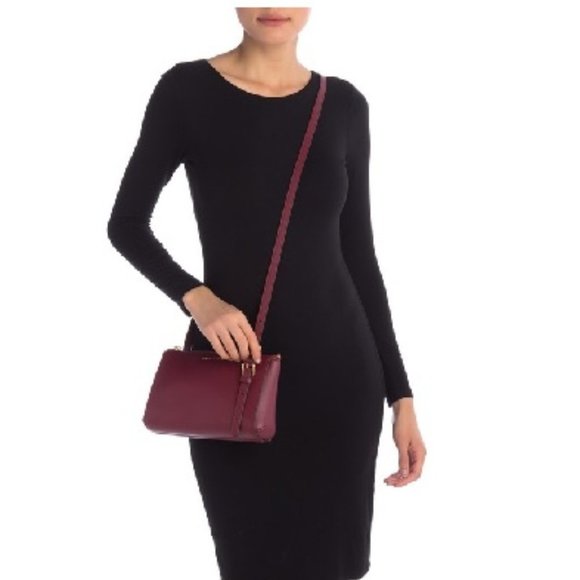 Marc Jacobs The Commuter Burgundy Crossbody Bag - Picture 5 of 16